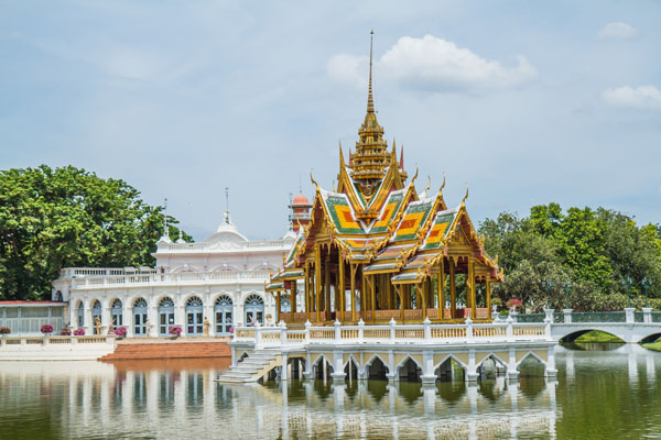 พระราชวังบางปะอิน พระราชวังเก่าแก่สมัยอยุธยา