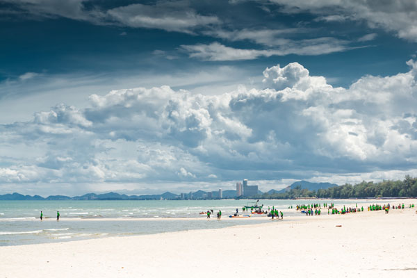 หาดชะอำ