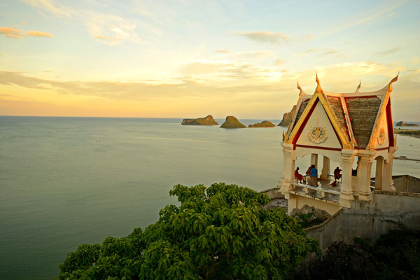 เขาช่องกระจก จ.ประจวบคีรีขันธ์