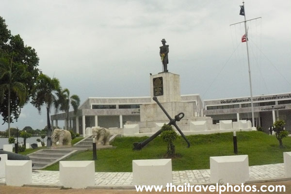 สวนกรมหลวง ( สวนสาธารณะหนองตะเคียน )