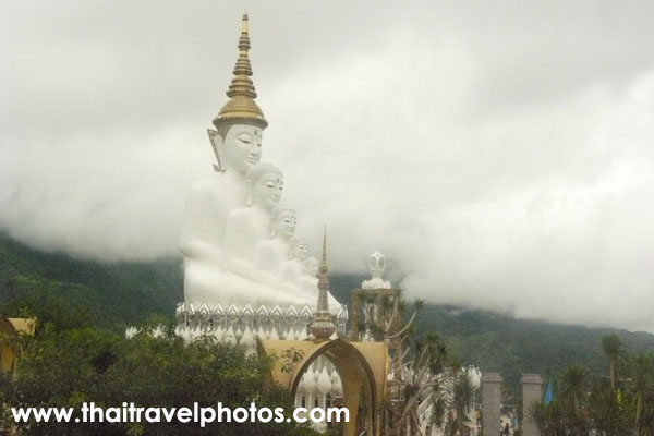 วัดพระธาตุผาซ่อนแก้ว