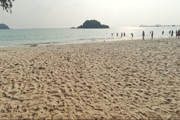 หาดนางรำ